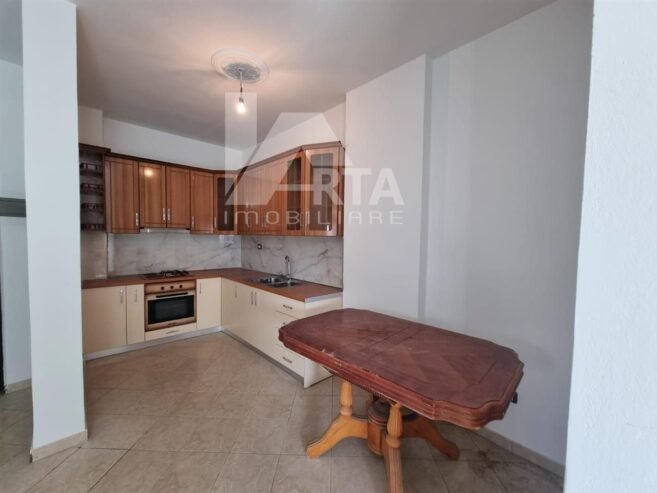 Jepet me qera Apartament 2+1 Lagjja Apollonia Fier