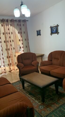 Apartment me qera, sheshi Wilson,400€