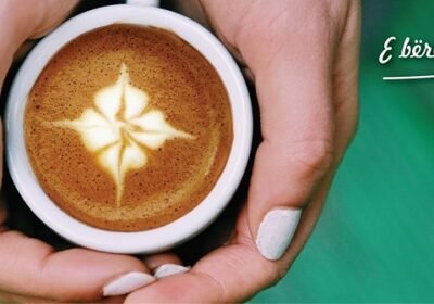 Tirane, ofrohet vend pune Shitese ne coffee shop – prane Fakultetit te Drejtesise.