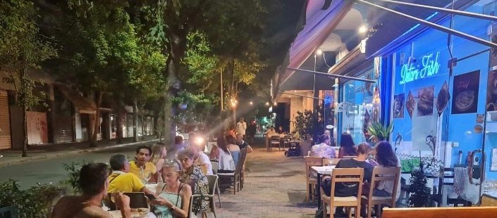 Detari Fish kerkon te punesoje Kamarier/e restoranti – Cel: +355 69 663 6674