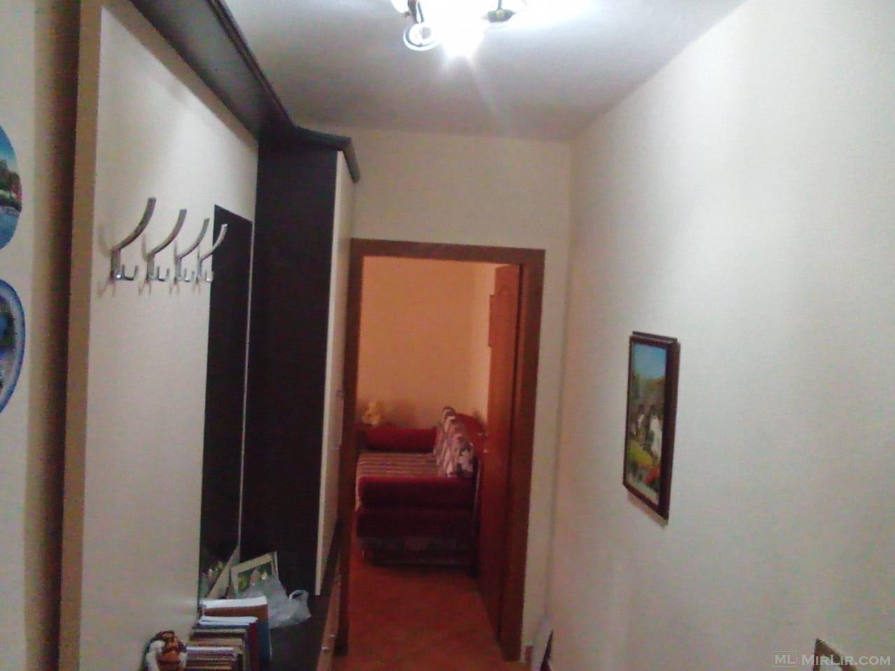 Apartament me qera