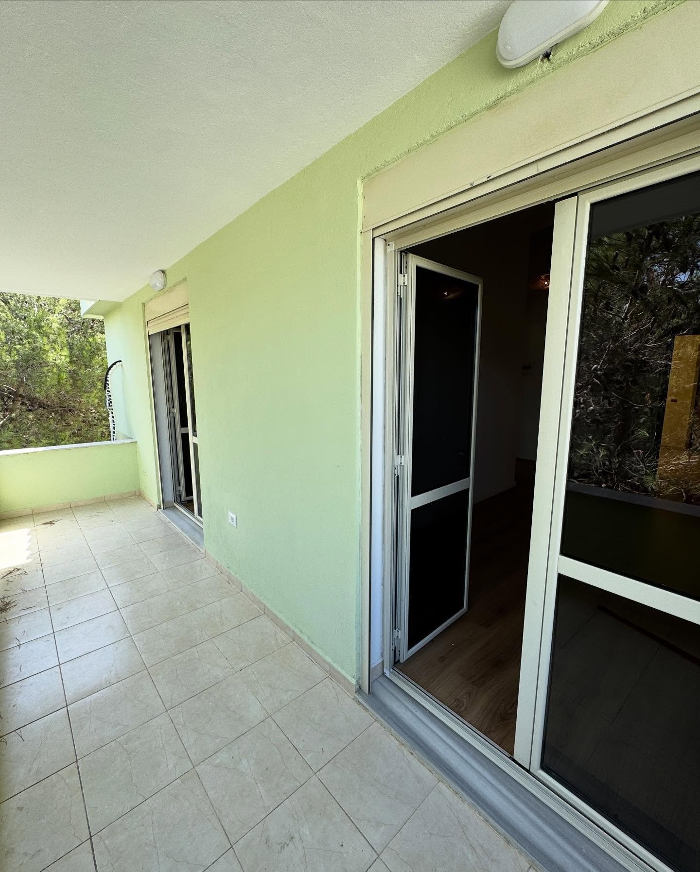 💥Shitet apartament 1+1 ne zone kompleksi,Qerret💥