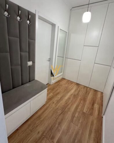 2+1+2+BLK ME QERA TE PAZARI I RI 1.250 EURO