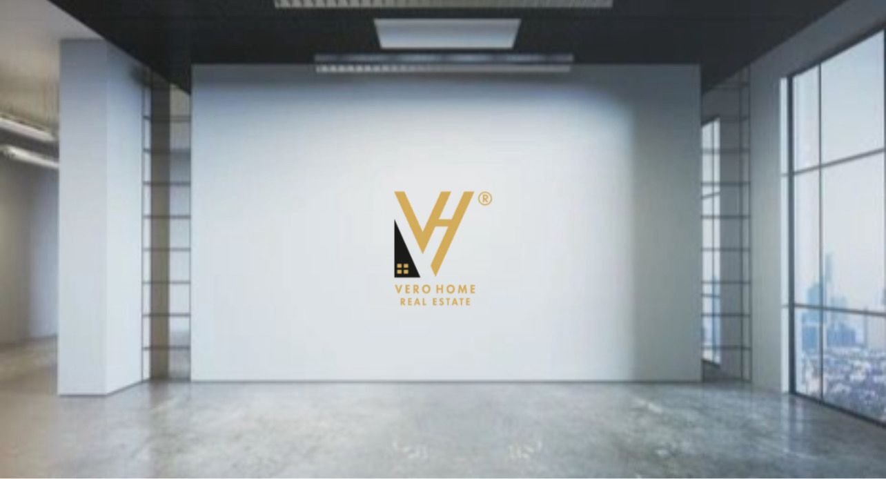 ZYRE 88 M2 ME QERA TE KOMUNA E PARISIT 900 EURO