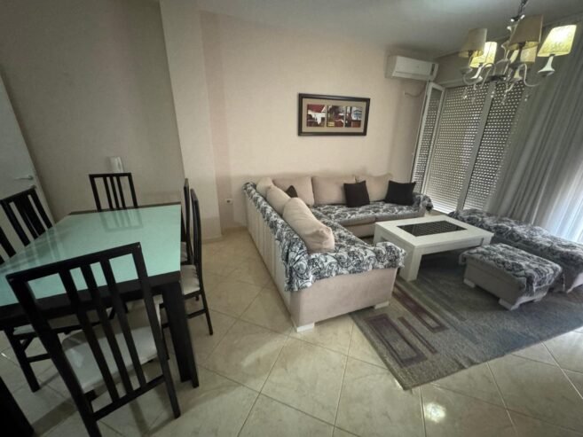 Apartament 2+1 me qera ne Fresk (400 euro)