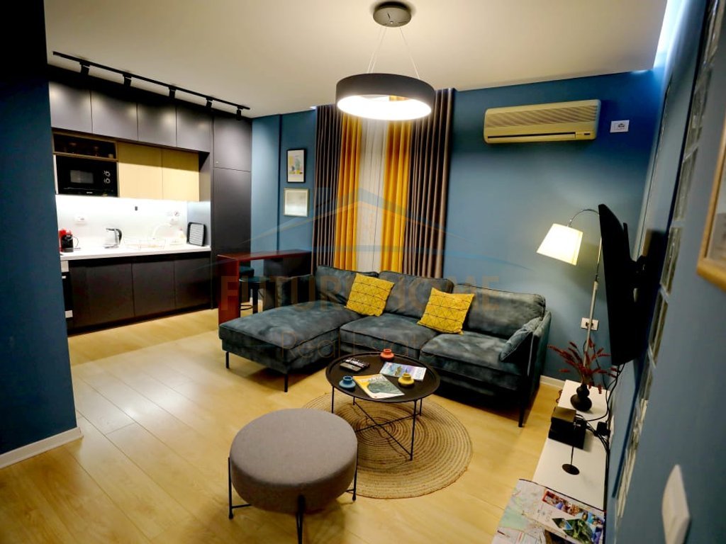 Qira Apartament 2+1 Shallvaret, Tirane