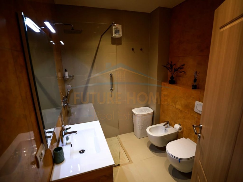 Qira Apartament 2+1 Shallvaret, Tirane