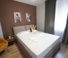 1+1+BLK ME QIRA NE QENDER 700 EURO