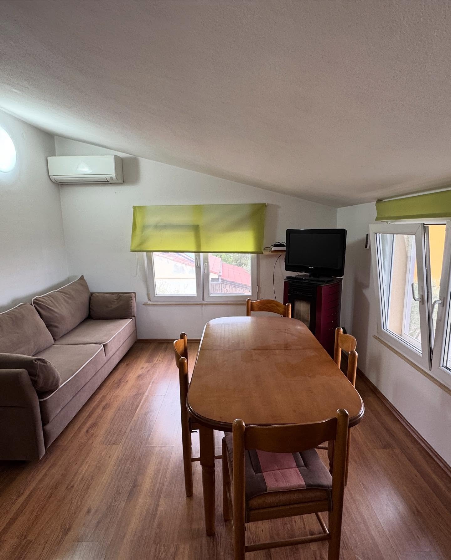 ⚡️ Jepet me qera kati i shtepise private,Kavaje ⚡️