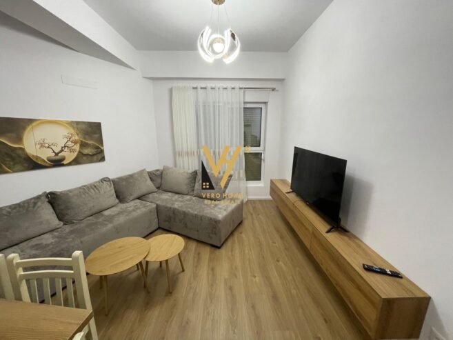 1+1+BLK ME QIRA ME REZ. KAIMI , ALI DEMI 400 EURO