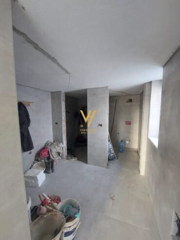 DYQAN 111 M2 NE DON BOSKO 430.000 EURO