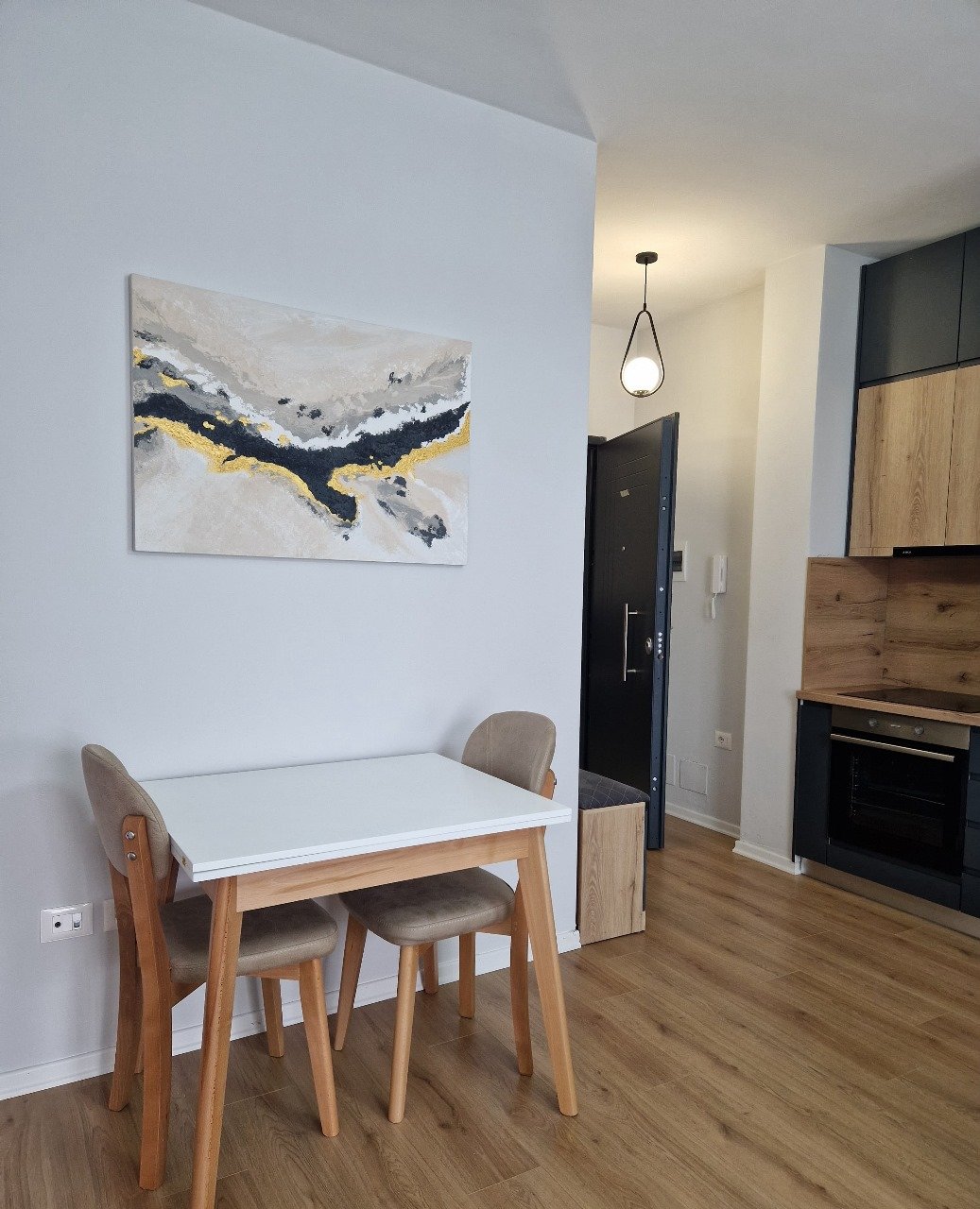 Super Apartament me qera ne Don Bosko (600 euro)