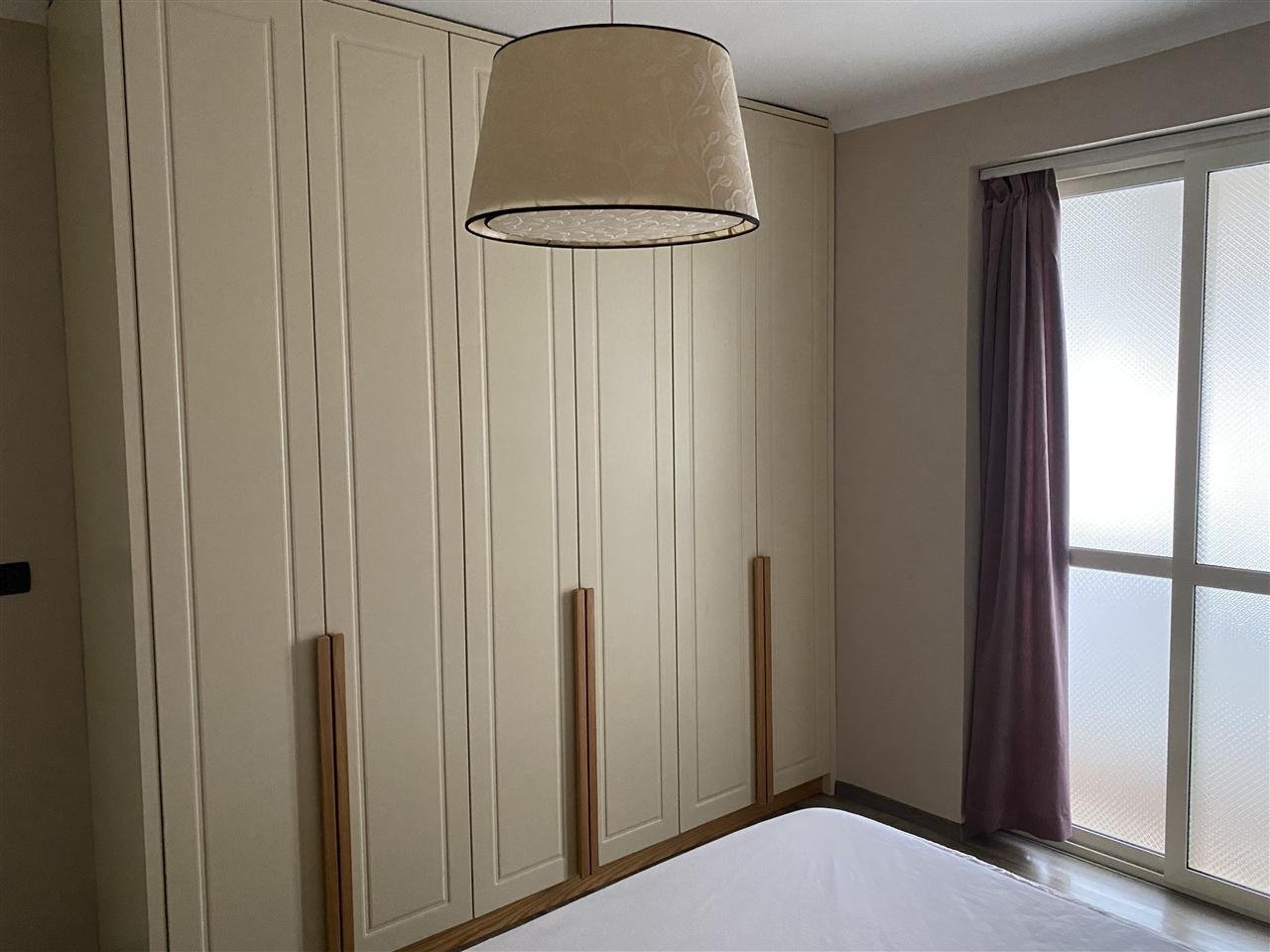 Apartament 2+1 me qera ne Xhamllik