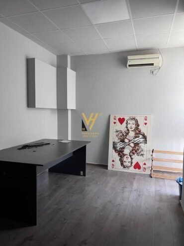 ZYRE 220 M2 ME QIRA NE BLLOK 2.000 EURO