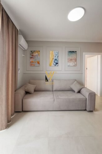 1+1+VERANDE ME QIRA NE GOLEM 700 EURO