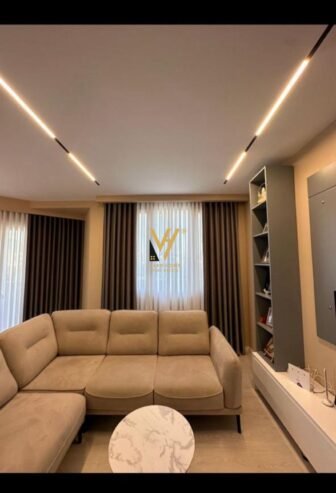 2+1+2 ME QIRA TE RIVER RESIDENCE 80.000 LEKE