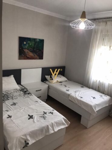 3+1+2+BLK ME QERA NE QENDER 1.100 EURO