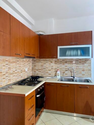 Jepet apartament me qera, Vlore 280€