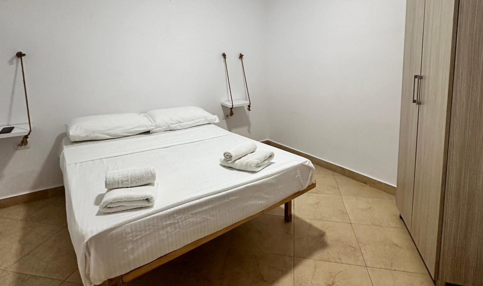 Apartament me qira në qendër të Sarandës