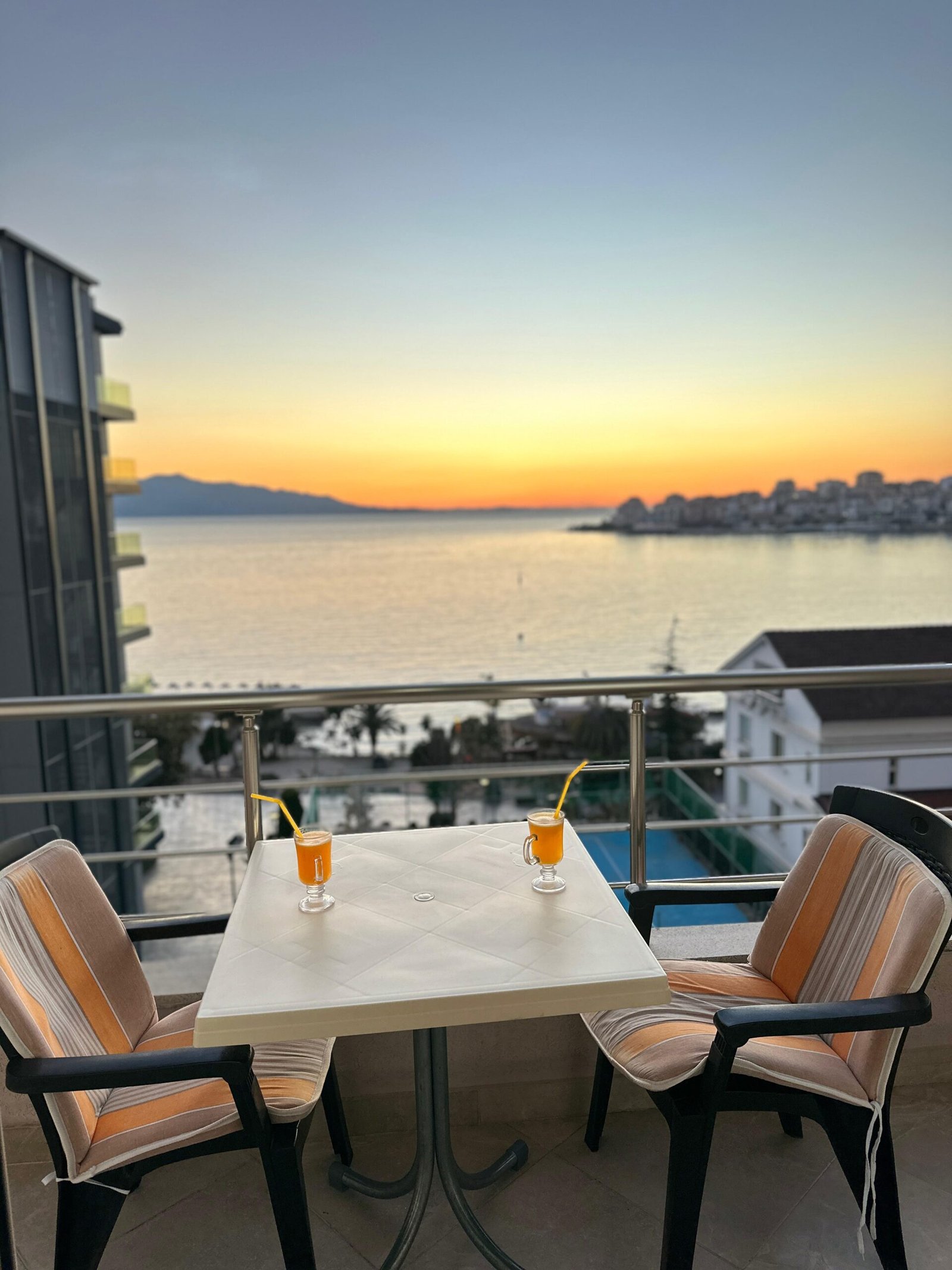 Apartament 2+1 me pamje fantastike nga deti