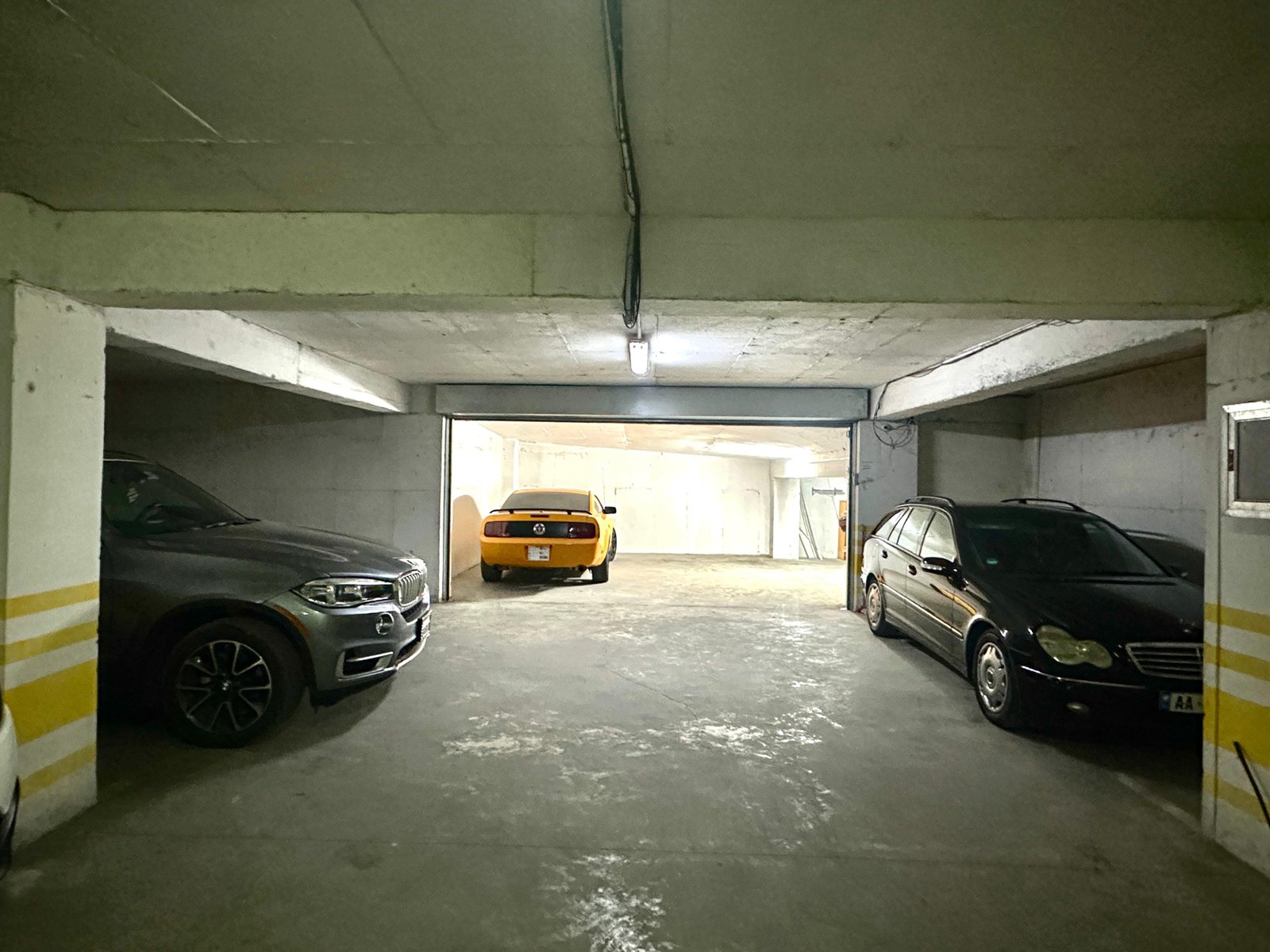 🅿 SHITET GARAZH + MAGAZINË