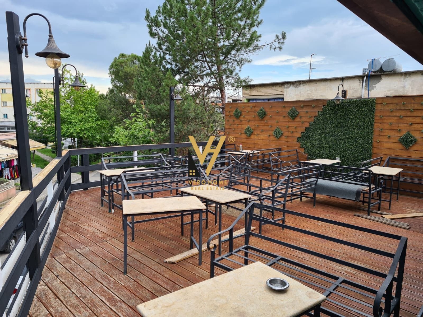 GODINE 160 M2 ME QIRA TEK QYTET STUDENTI 1.000 EUR