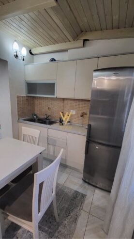 2+1 ME QIRA TE RRUGA E ELBASANIT 700 EURO