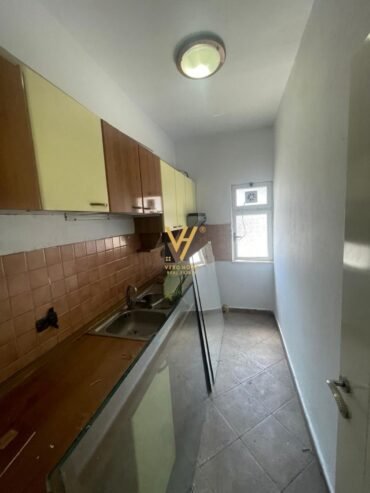 2+1 ME QIRA TE LIBRI UNIVERSITAR 700 EURO