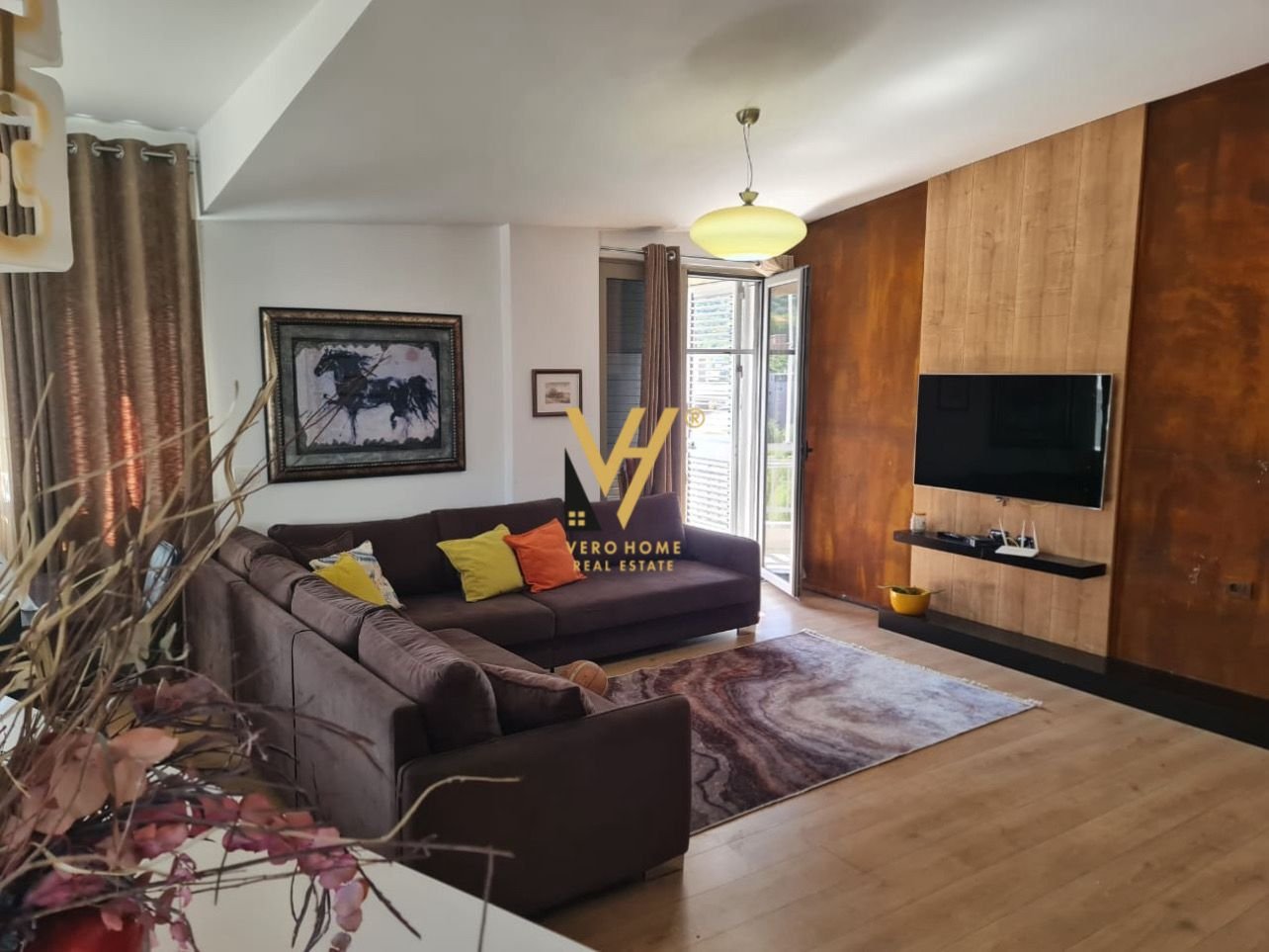 3+1+2 ME QIRA TE LIQENI I THATE 100.000 LEKE