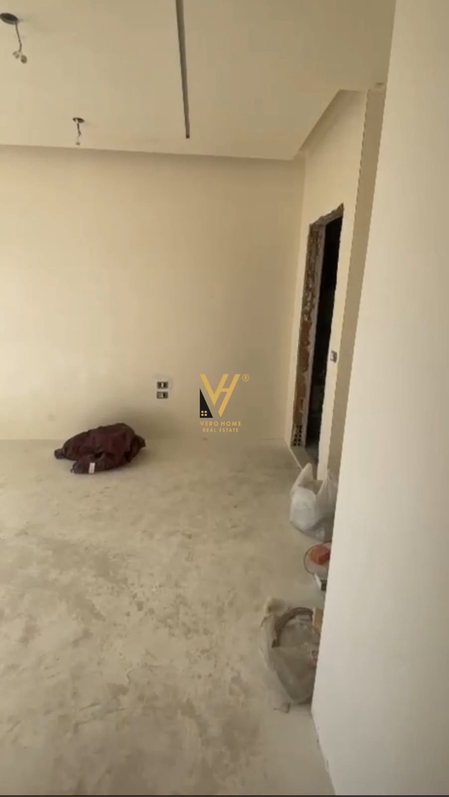 2+1+2+BLK TE RRUGA E DURRESIT 254.000 EURO