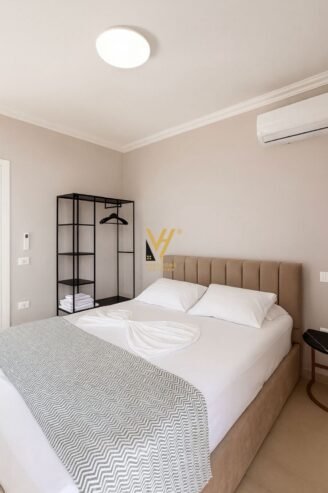 1+1+VERANDE ME QIRA NE GOLEM 800 EURO