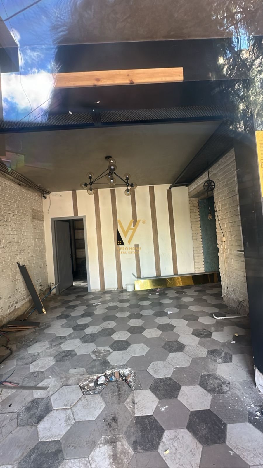 AMBIENT 78 M2 TE RR.MUHAMET GJOLLESHA 2.000 EURO