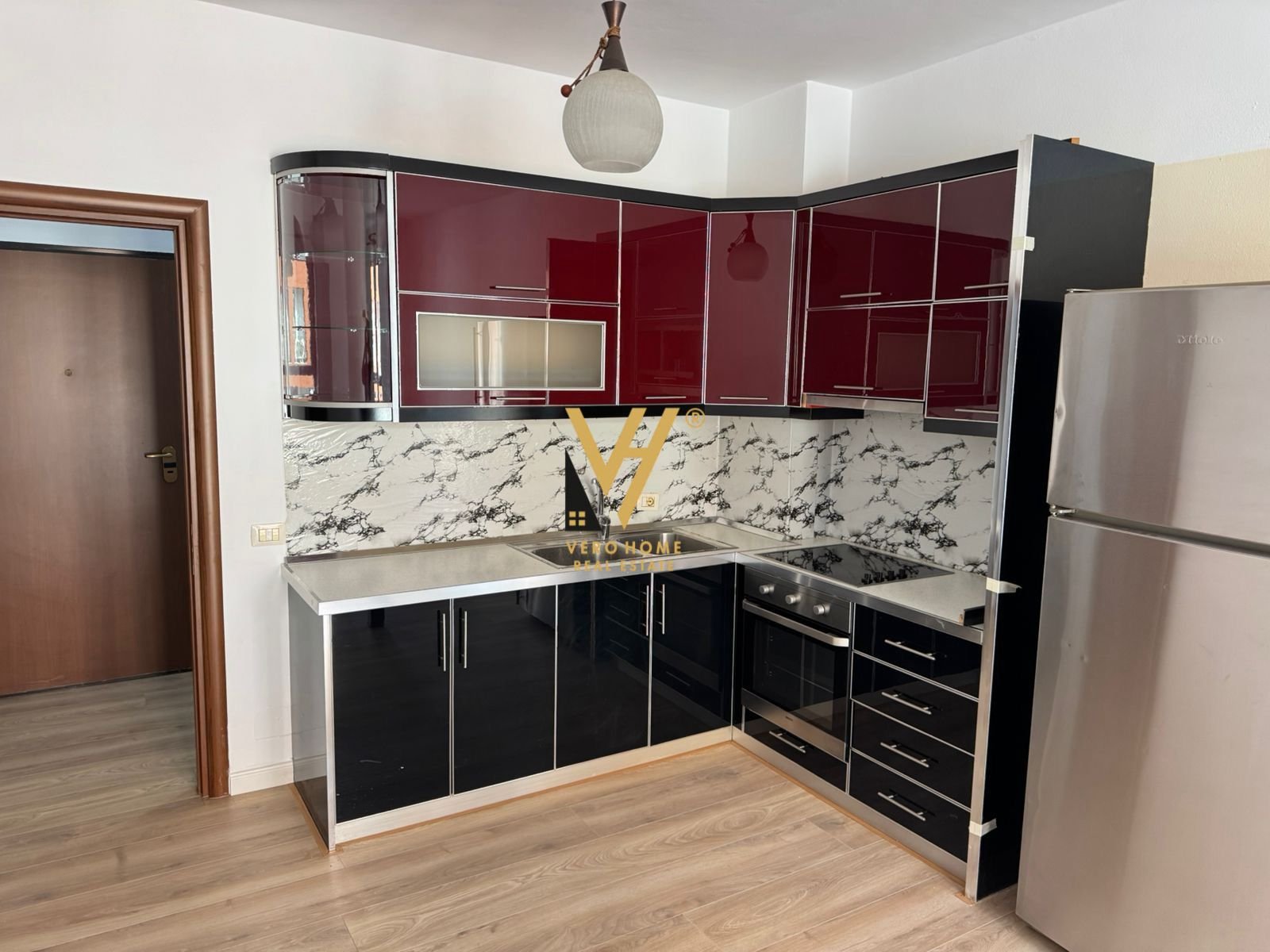 1+1+BLK NE ASTIR 95.000 EURO