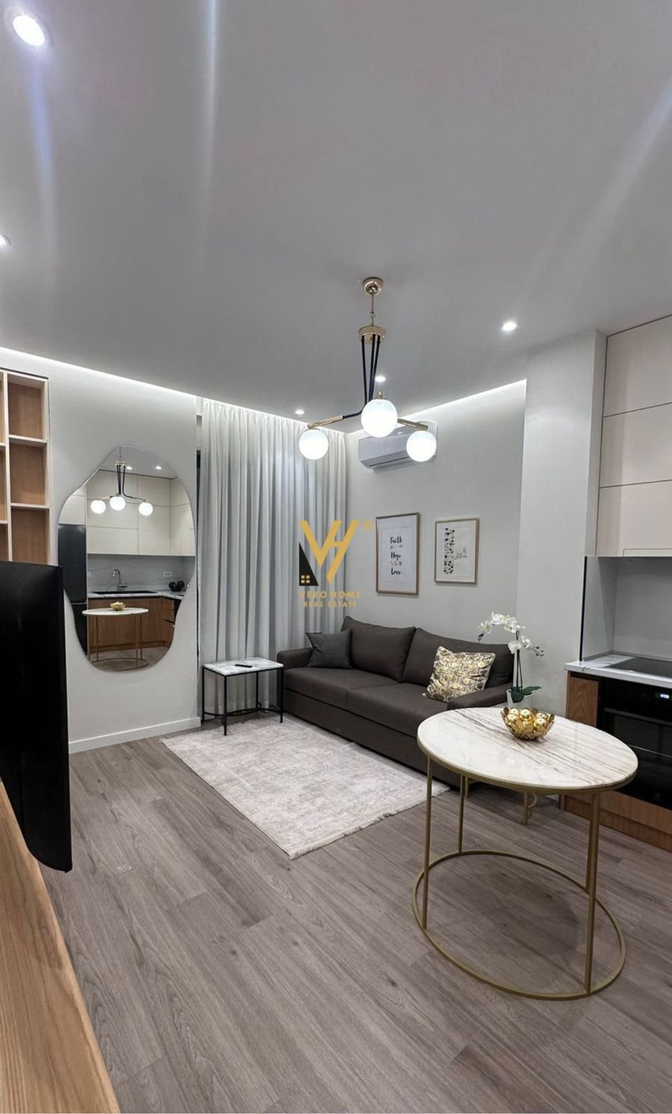 1+1+BLK ME QERA TE STACIONI I TRENIT 620 EURO