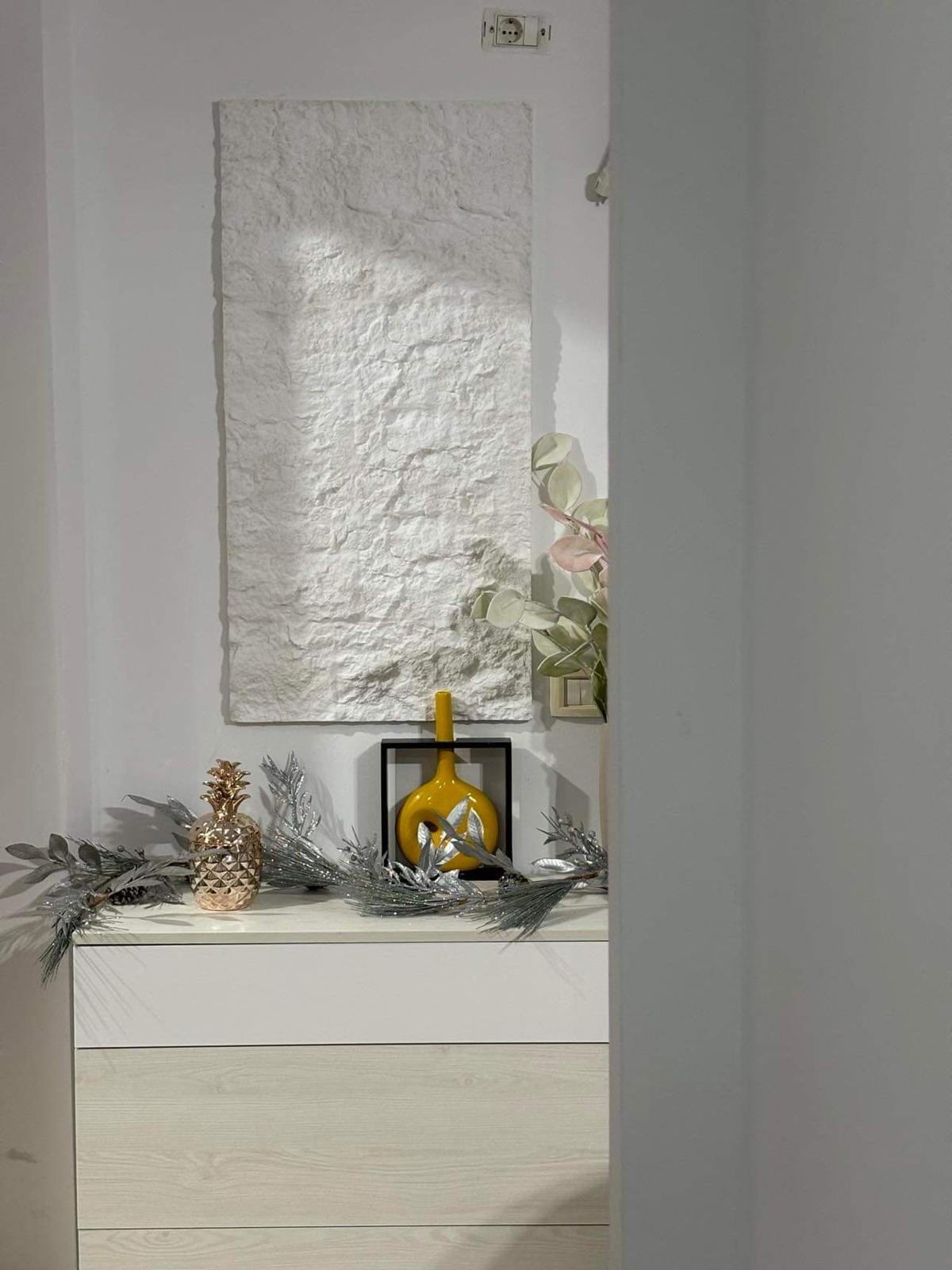 🏡 Jepet me Qira Apartament 1+1 Rruga e Cipajve,