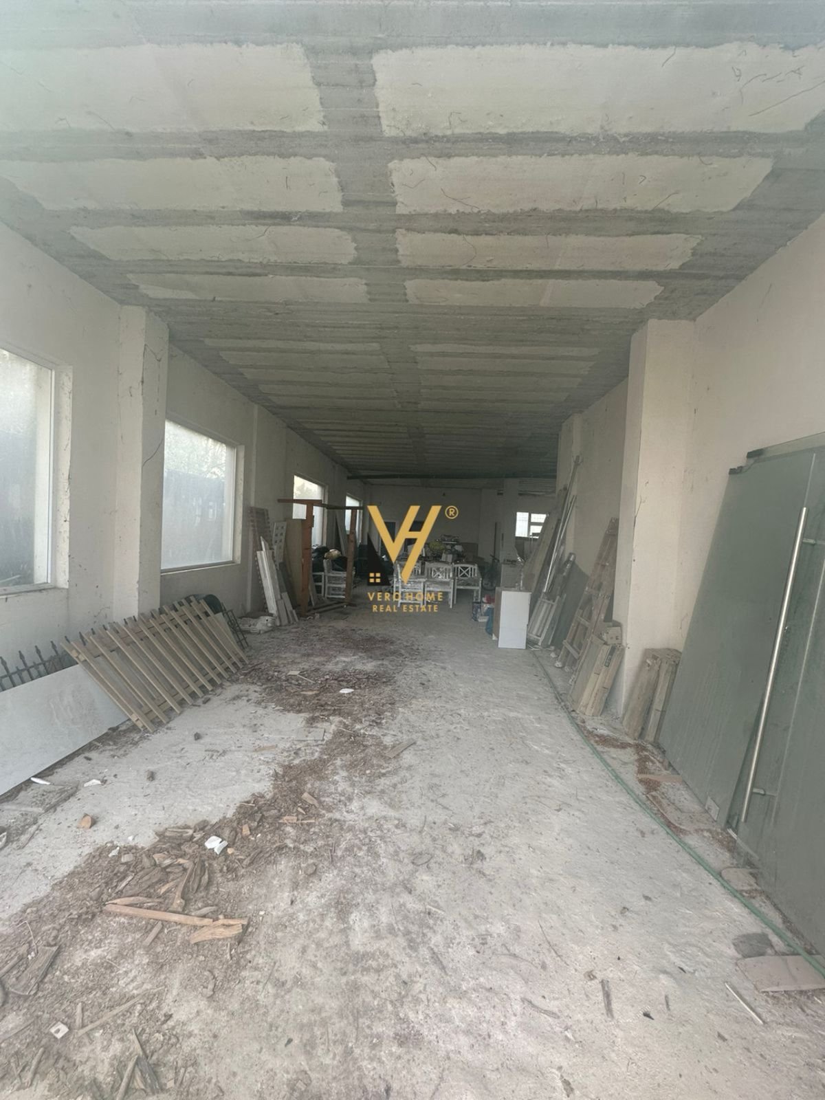 DYQAN 342 M2 TE PROFARMA 240.000 EURO