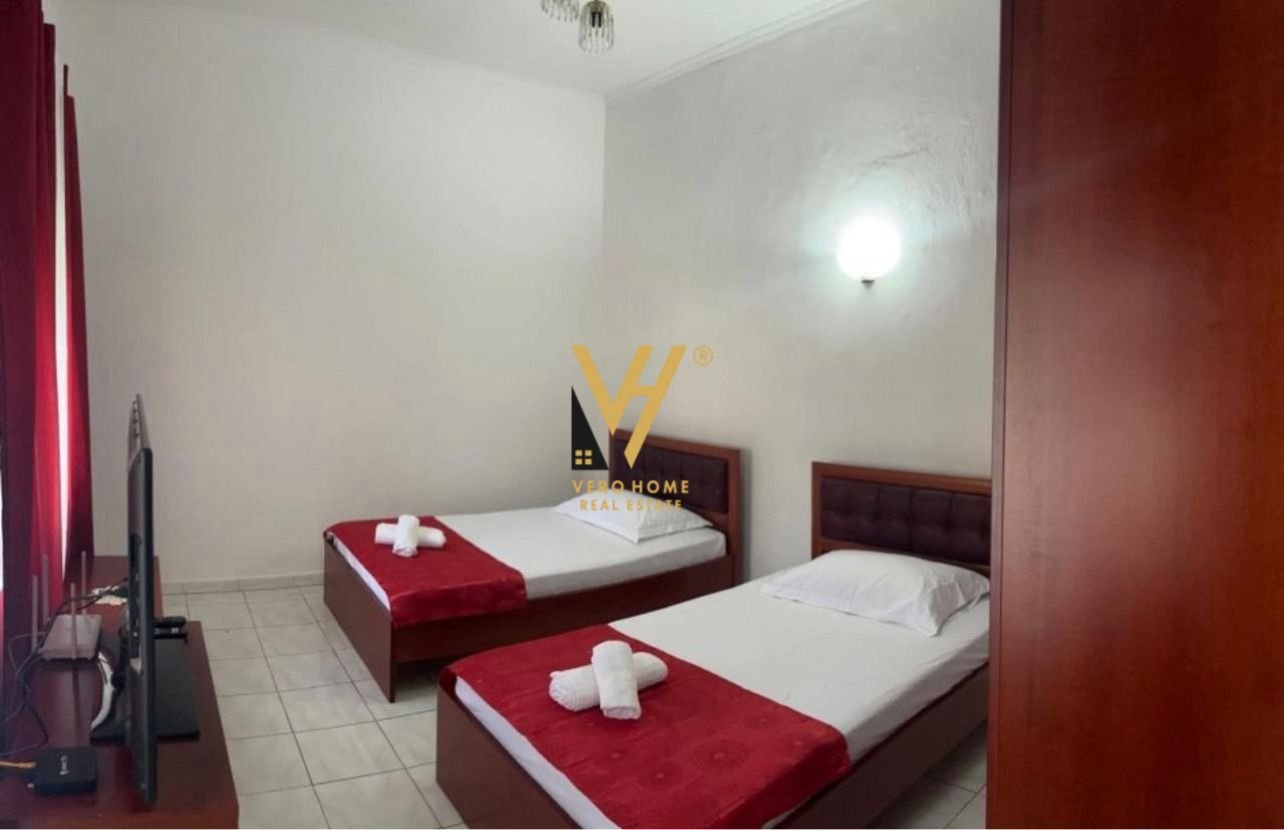 1+1+BLK VILE ME QERA TE SELVIA 50.000 LEKE