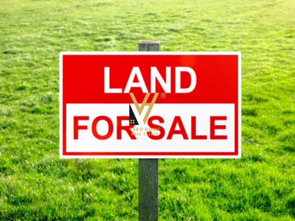 TRUALL 3.000 M2 NE MULLET 450.000 EURO