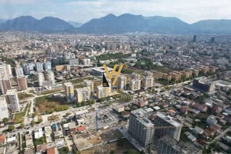 2+1+BLK TE ISH FUSHA E AVIACIONIT 165.000 EURO