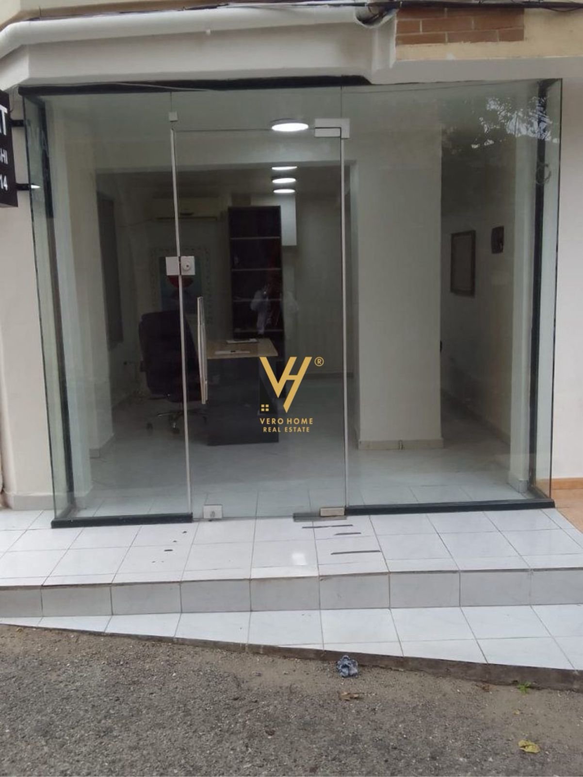 AMBIENT 25 M2 TE RRUGA E DURRESIT 65.000 EURO