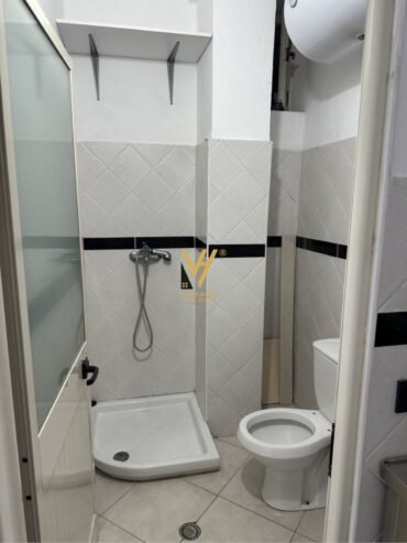 DYQAN 38 M2 ME QERA TE SHESHI WILLSON 550 EURO