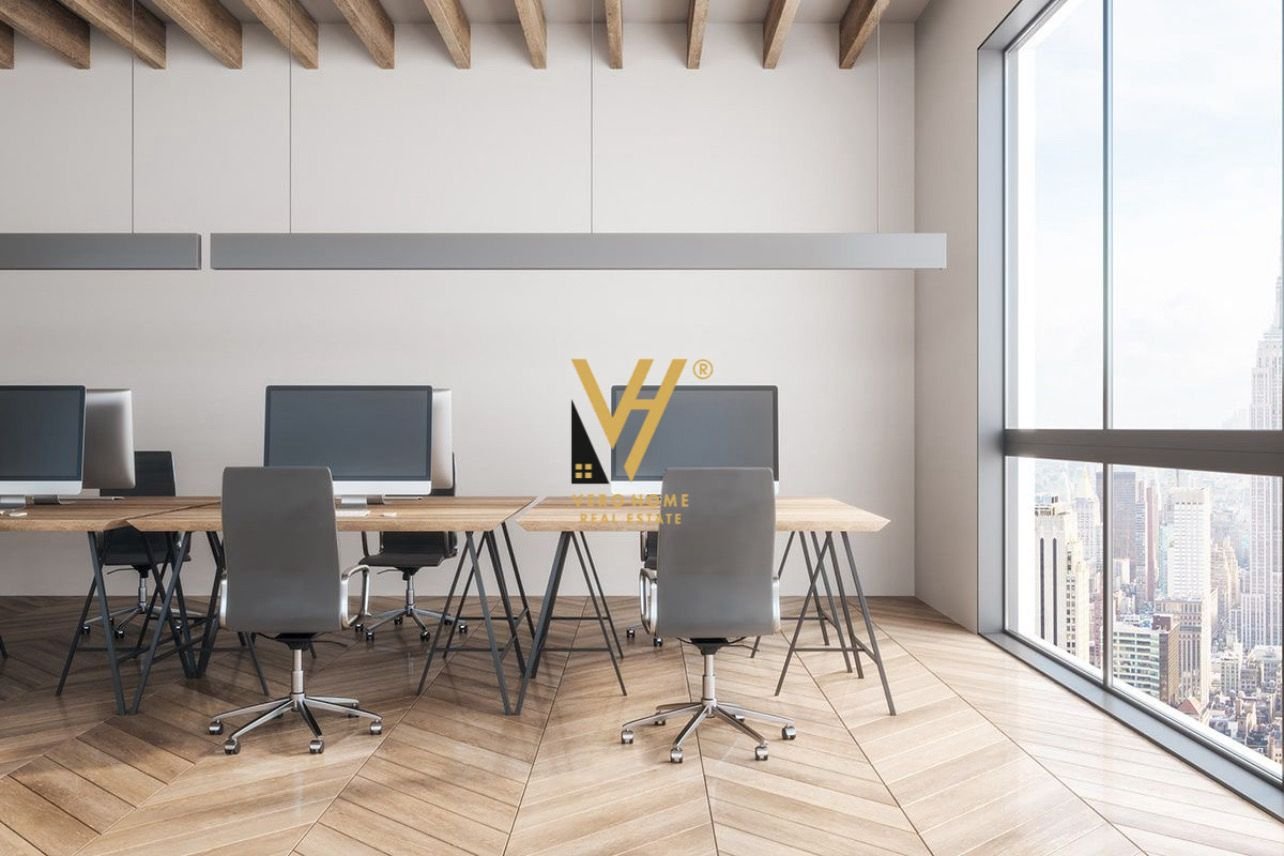 ZYRE 130 M2 ME QERA TE KOMUNA E PARISIT 1.500 EUR