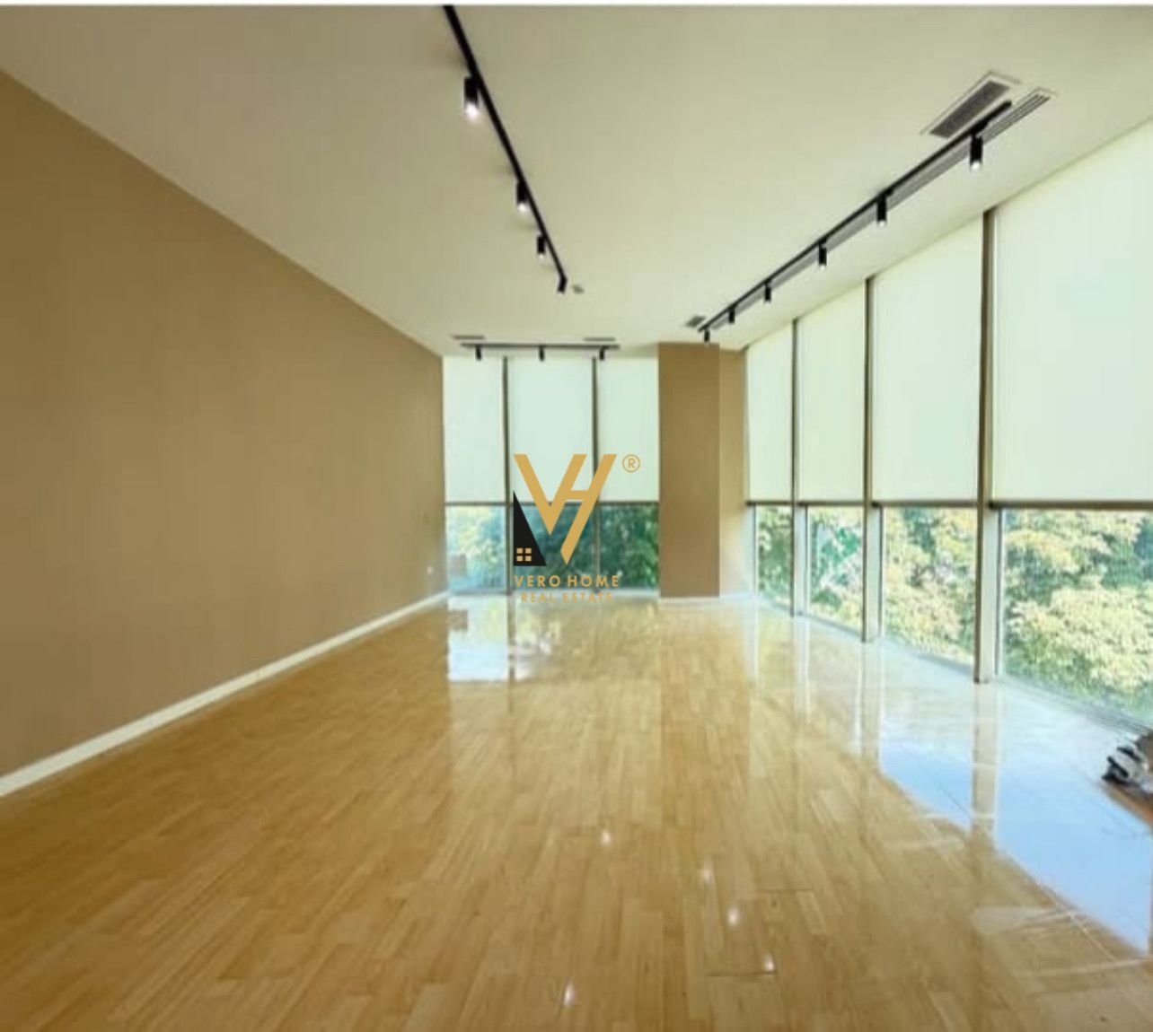 ZYRE 54 M2 ME QIRA TE MYSLYM SHYRI 1.200 EURO