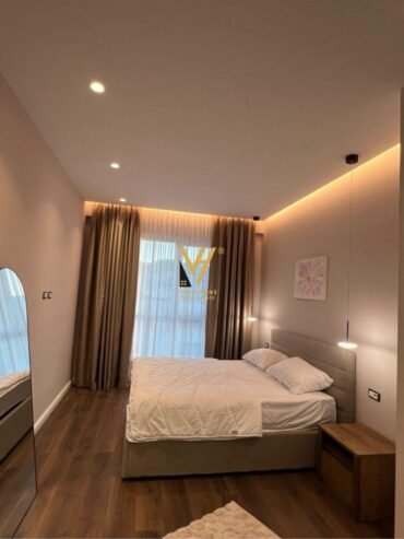 2+1+BLK ME QERA TE KOMUNA E PARISIT 1.100 EURO