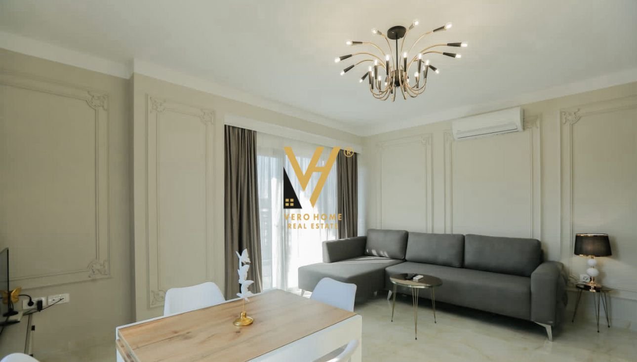 1+1+BLK ME QIRA TE KOMUNA E PARISIT 750 EURO