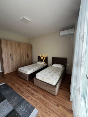 VILE DY KATESHE ME QERA NE PRUSH 1.600 EURO