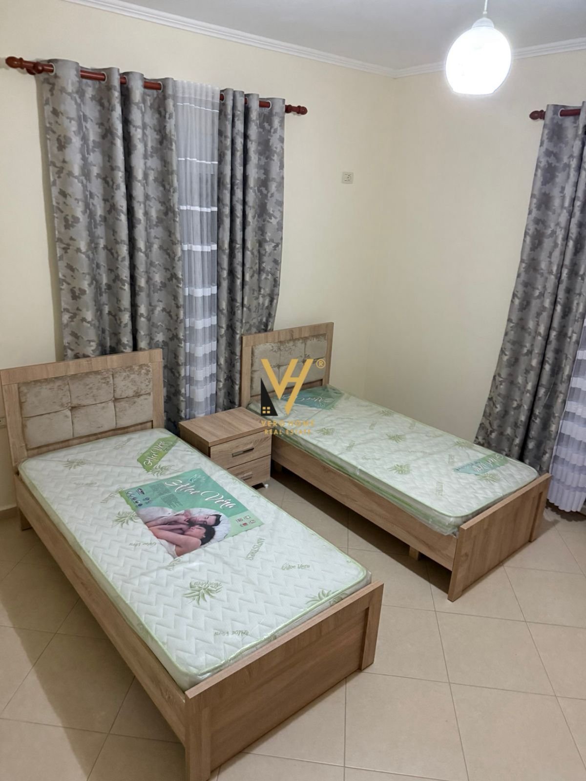 JEPET APARTAMENT 2+1+BLK ME QERA NE SAUK 450 EURO