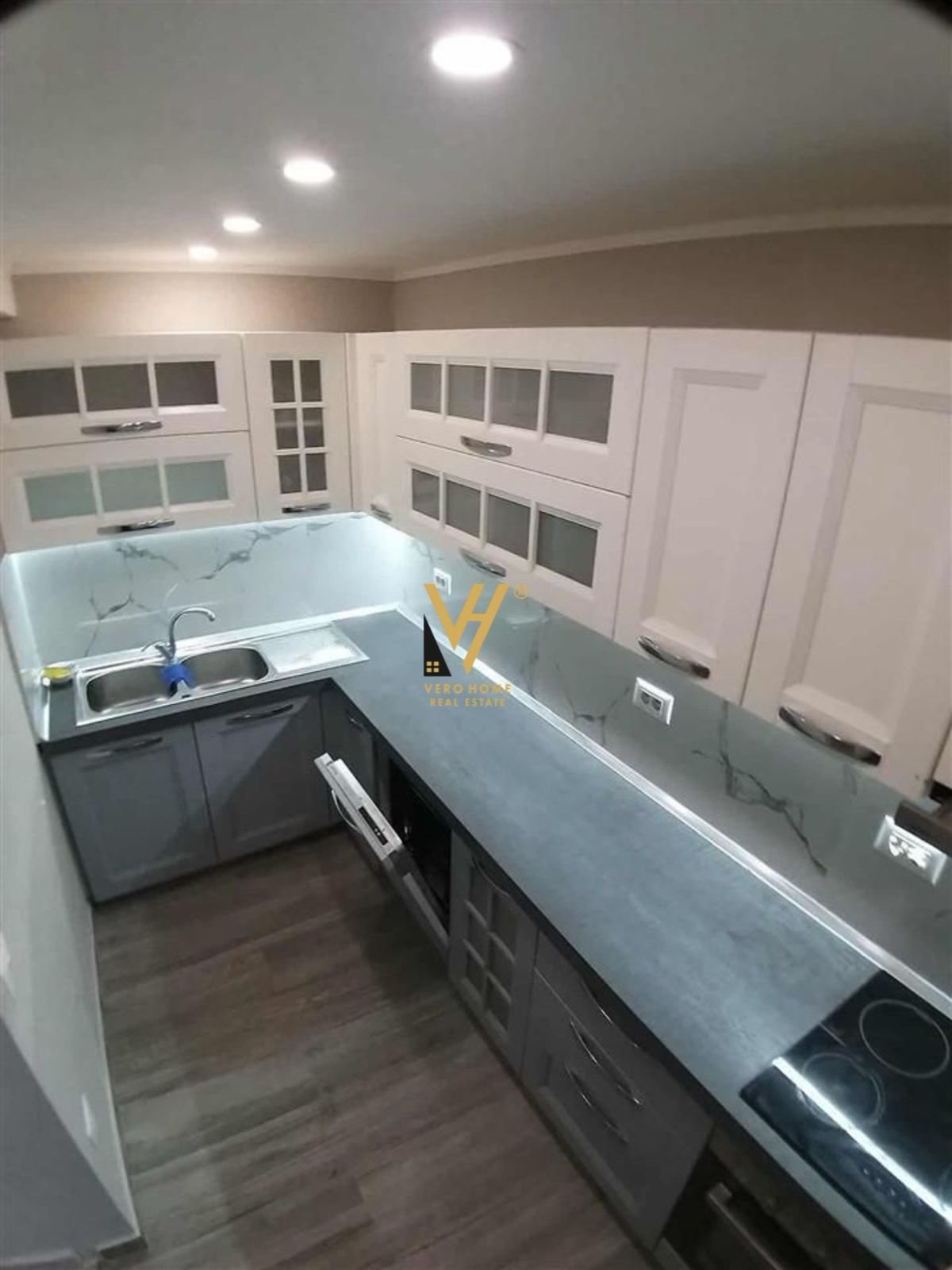 2+1+BLK TEK ALI DEMI 160.000 EURO