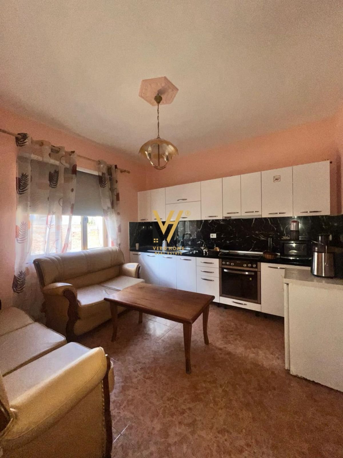 3+1 ME QERA TE SHALLVARET 1.500 EURO