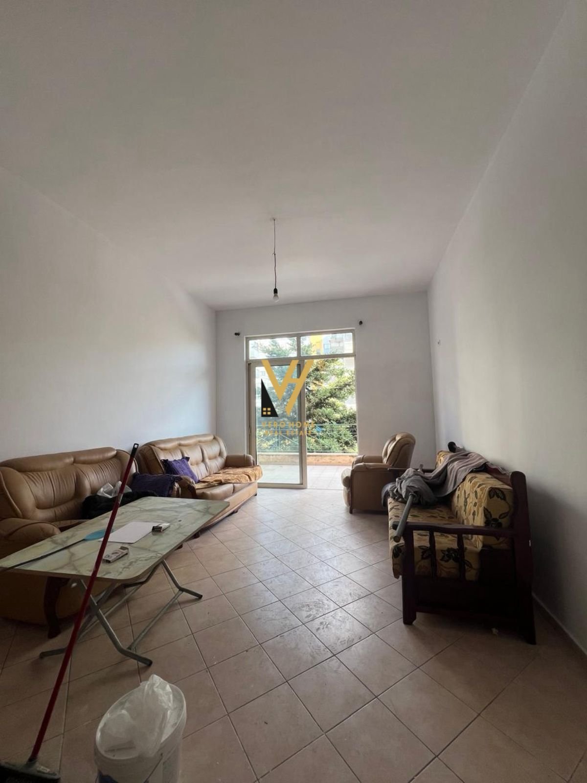 2+1+BLK NE YZBERISHT 160.000 EURO